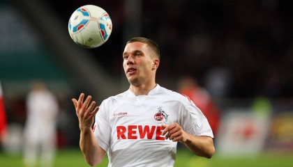 开云电竞账号入口-摩洛哥骑手吉塔·日特科维奇荣获2024年最佳障碍赛骑手奖，表彰其卓越表现。